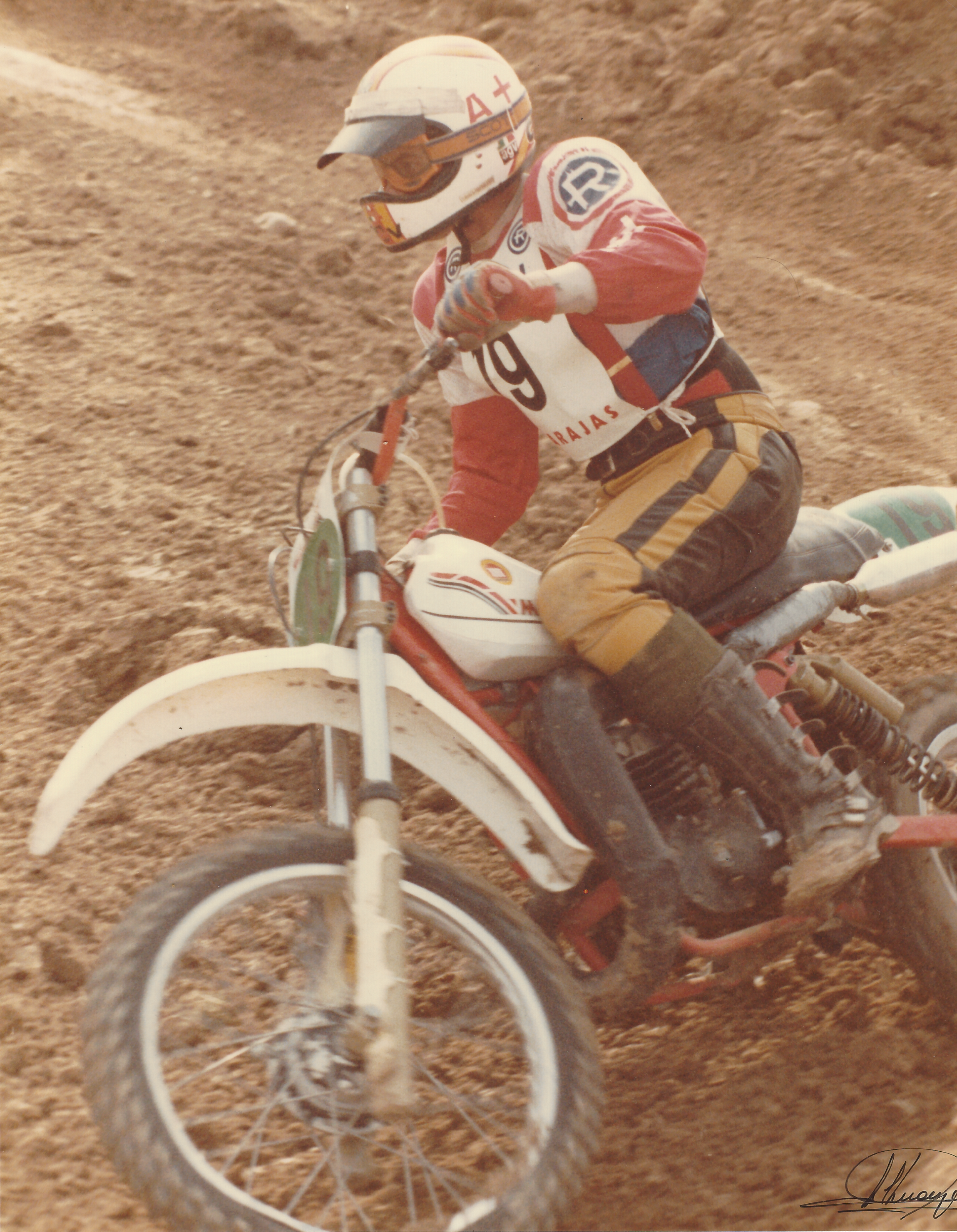 Moto 9